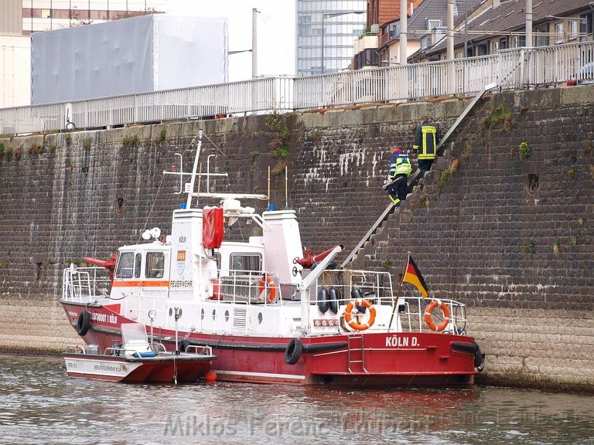 Wartungsarbeiten Rettungsboot Ursula P19.JPG